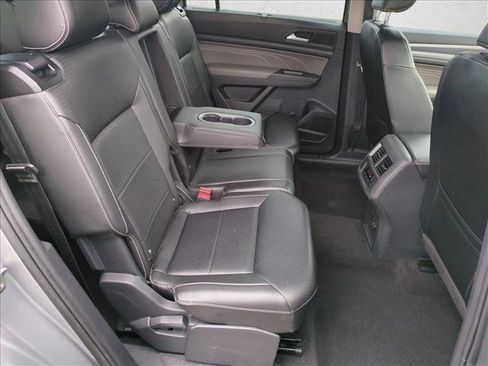 Used 2022 Volkswagen Atlas SEL R-Line image 21