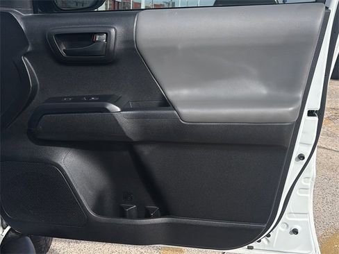 Used 2023 Toyota Tacoma SR image 10