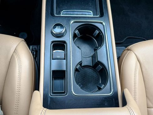 Used 2023 Lincoln Corsair Reserve w/ Jet Appearance Package image 29