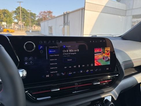 New 2024 Chevrolet Silverado EV RST image 32