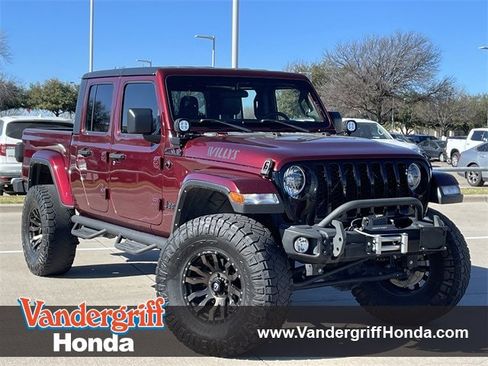 Used 2021 Jeep Gladiator Willys image 1