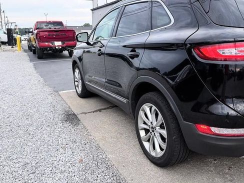 Used 2019 Lincoln MKC Select w/ MKC Climate Package FWD image 6