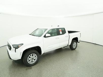 New 2025 Toyota Tacoma SR5