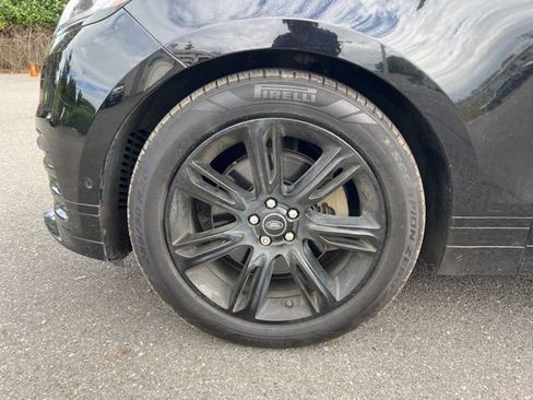 Used 2018 Land Rover Range Rover Velar R-Dynamic SE AWD/4WD image 10
