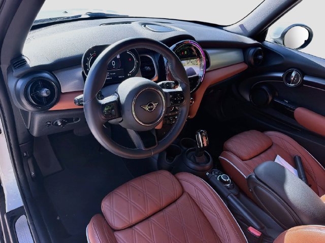 Used 2024 MINI Cooper S w/ Signature Upholstery Package FWD image 21