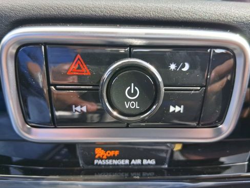 Certified 2026 Nissan Sentra SR w/ Floor Mat Package image 15