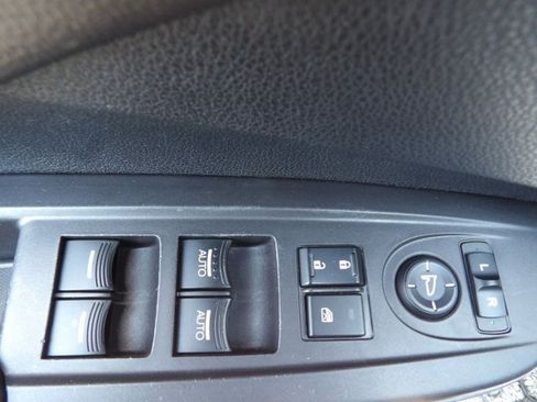 Used 2018 Acura RDX AWD image 12