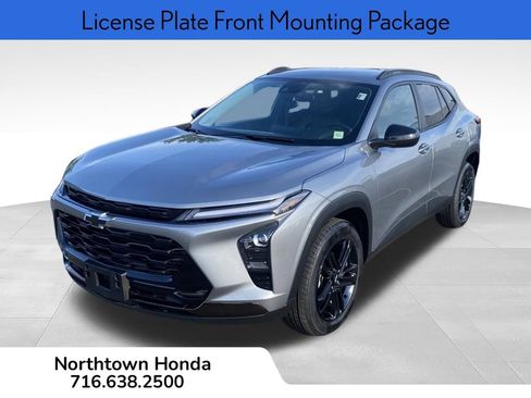 Used 2024 Chevrolet Trax ACTIV w/ Driver Confidence Package FWD image 5