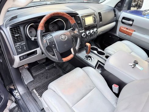 Used 2018 Toyota Sequoia Platinum image 12