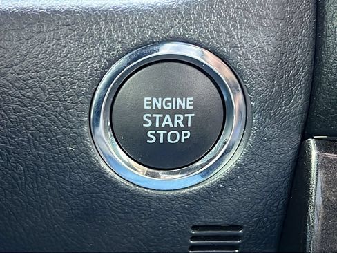 Used 2024 Toyota 4Runner TRD Off-Road Premium w/ Moonroof Package AWD/4WD image 29
