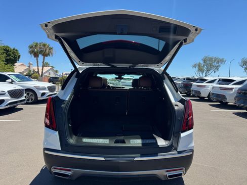 Used 2022 Cadillac XT5 Premium Luxury w/ Technology Package FWD image 34