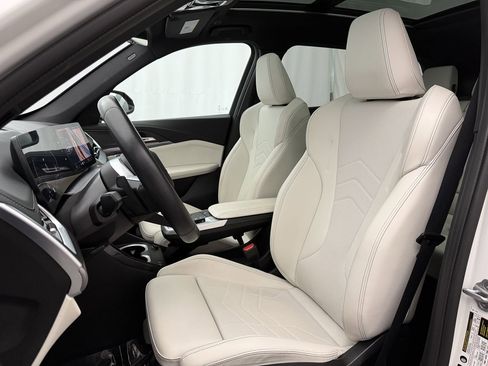 Used 2026 BMW X1 xDrive28i image 9