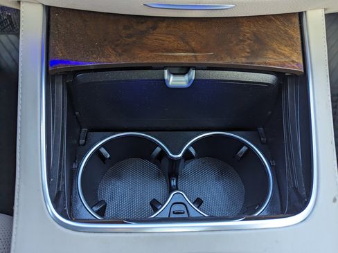 Used 2017 Mercedes-Benz S 550 4MATIC Sedan image 23