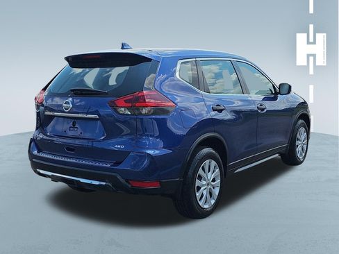 Used 2018 Nissan Rogue S AWD/4WD image 4