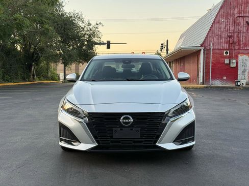Used 2023 Nissan Altima 2.5 S FWD image 3