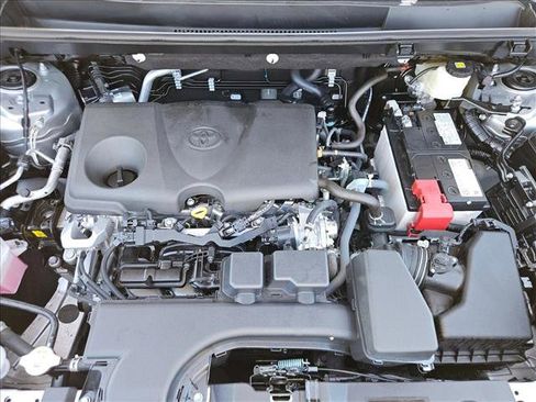 Used 2025 Toyota RAV4 XLE w/ Convenience Package FWD image 30
