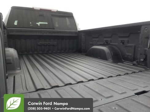 Used 2023 GMC Sierra 1500 AT4 image 28