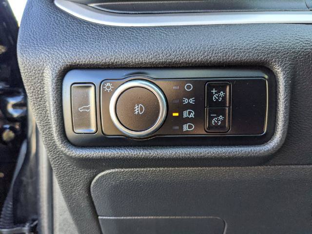 Certified 2020 Ford Explorer XLT w/ Equipment Group 202A AWD/4WD image 13