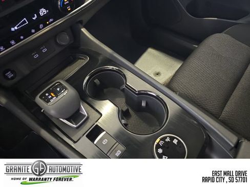 Used 2026 Nissan Rogue SV AWD/4WD image 24
