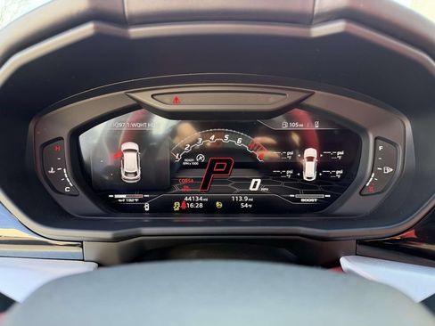 Used 2022 Lamborghini Urus AWD/4WD image 26