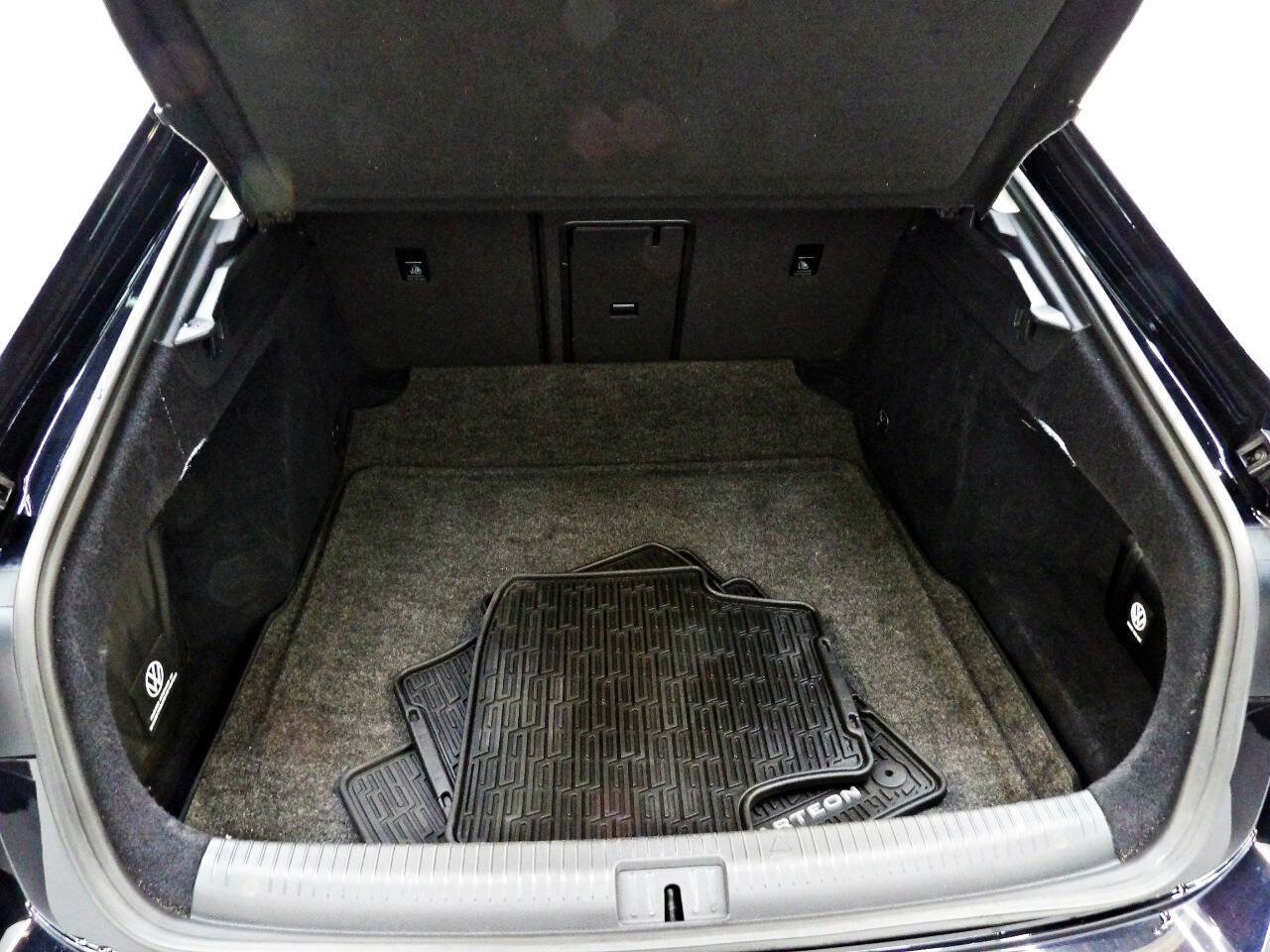 Used 2021 Volkswagen Arteon SE w/ Luggage Net & Mats Package FWD image 13