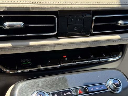 Certified 2023 Lincoln Nautilus Reserve AWD/4WD image 29