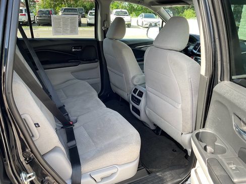 Used 2016 Honda Pilot EX image 37