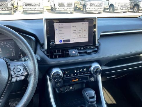 Used 2024 Toyota RAV4 XLE image 6