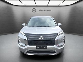 Used 2024 Mitsubishi Outlander SE AWD/4WD video 1