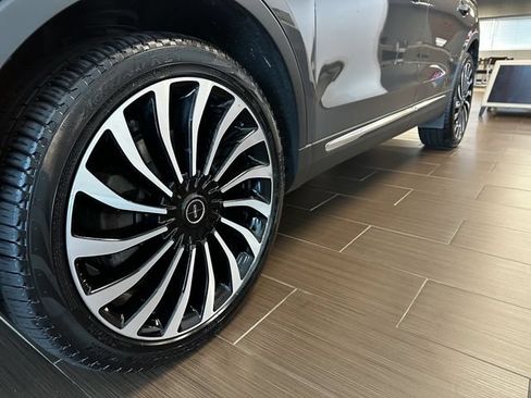 Certified 2022 Lincoln Nautilus Black Label w/ Cargo Utility Package AWD/4WD image 11
