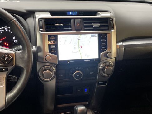 Certified 2024 Toyota 4Runner SR5 Premium image 31