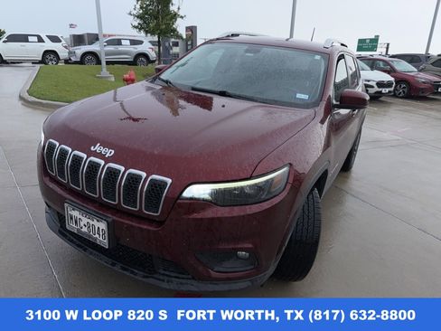 Used 2019 Jeep Cherokee Latitude Plus w/ Comfort/Convenience Group image 1