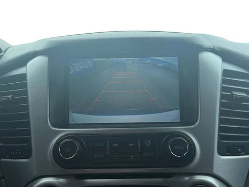 Used 2015 GMC Yukon XL SLT w/ Open Road Package AWD/4WD image 9
