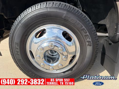 Used 2020 Ford F350 King Ranch w/ King Ranch Ultimate Package AWD/4WD image 4