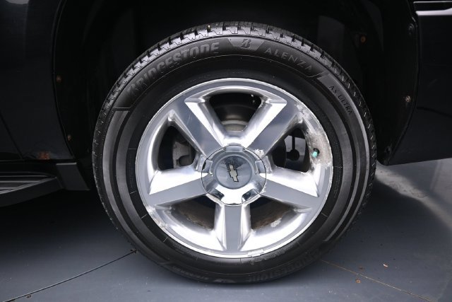 Used 2013 Chevrolet Suburban LTZ AWD/4WD image 11