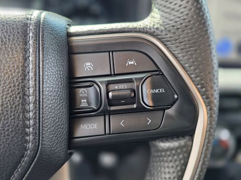 Used 2024 Toyota Tacoma TRD Sport w/ TRD Sport Upgrade Package image 24