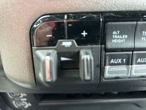 Used 2024 RAM 3500 Tradesman w/ Towing Technology Group AWD/4WD image 29