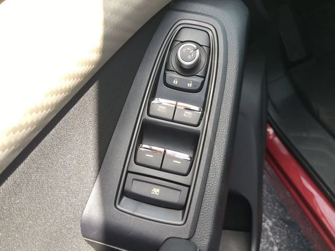Used 2019 Subaru Ascent Premium AWD/4WD image 18