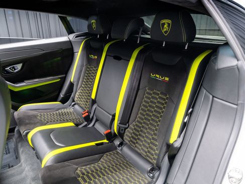 Used 2022 Lamborghini Urus image 80