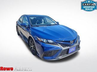 Used 2023 Toyota Camry SE w/ Cold Weather Package AWD/4WD video 1