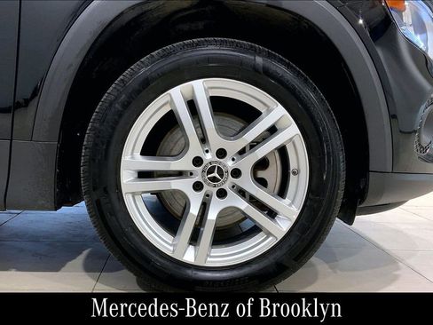 Certified 2023 Mercedes-Benz GLB 250 4MATIC image 12