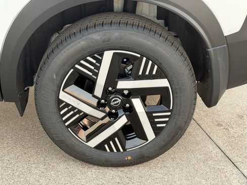 New 2026 Nissan Kicks SV w/ SV Premium Package image 23