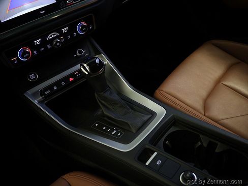 Used 2022 Audi Q3 2.0T Premium image 22