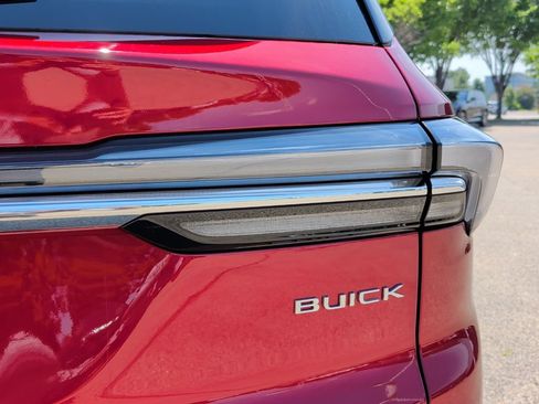 Used 2025 Buick Enclave Avenir w/ Super Cruise Package AWD/4WD image 45