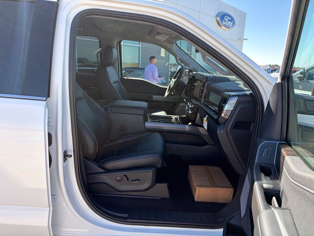 New 2027 Ford F350 Lariat w/ Lariat Premium Package AWD/4WD image 27