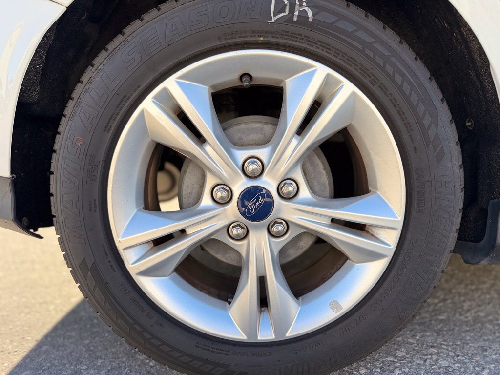 Used 2014 Ford Focus SE FWD image 12