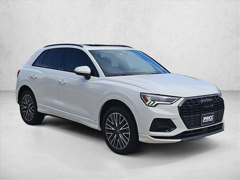 Used 2024 Audi Q3 2.0T Premium Plus w/ Premium Plus Package AWD/4WD image 3