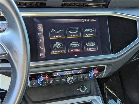 Used 2022 Audi Q3 2.0T Premium w/ Convenience Package image 11