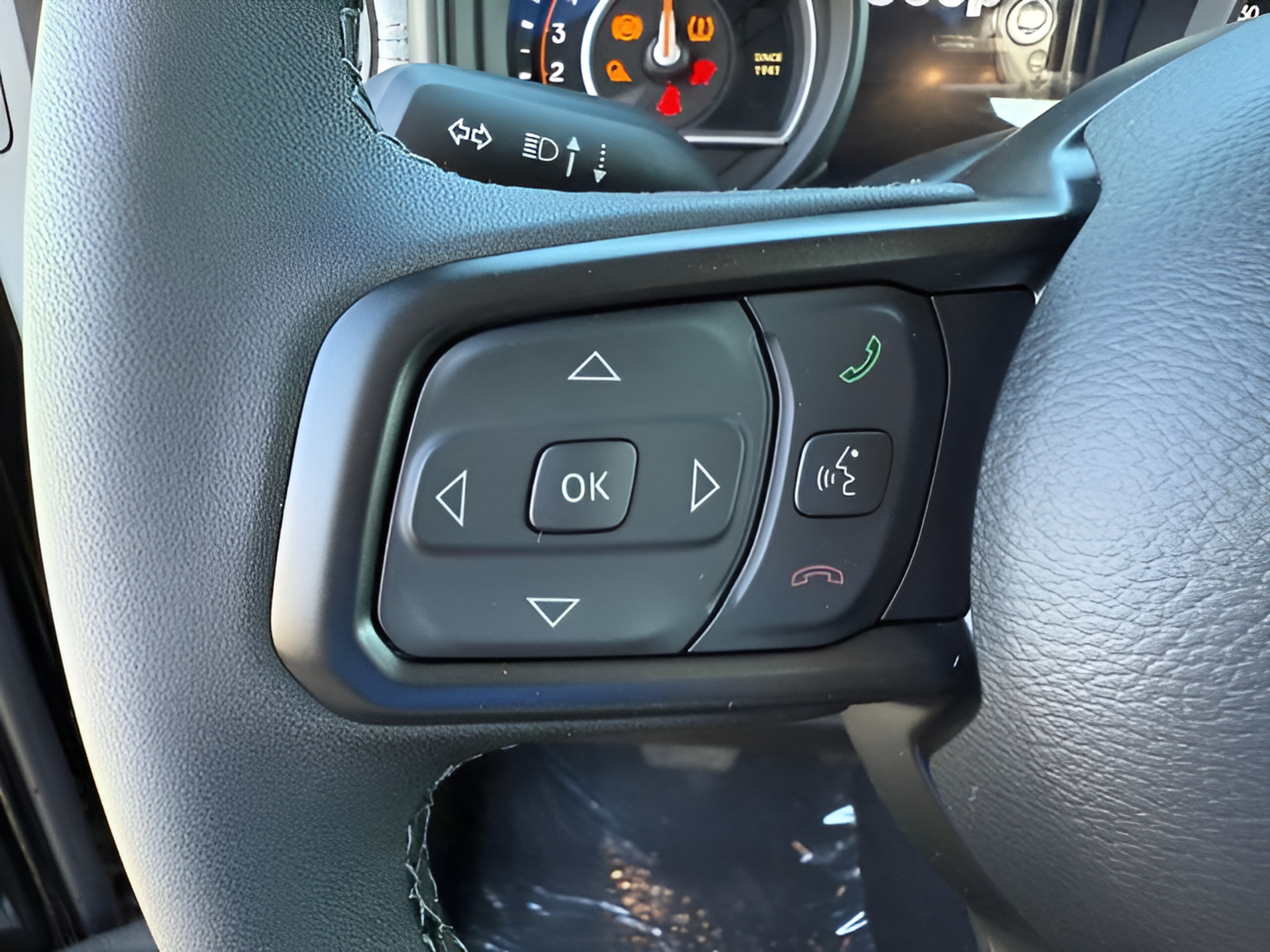New 2026 Jeep Gladiator Sport AWD/4WD image 18