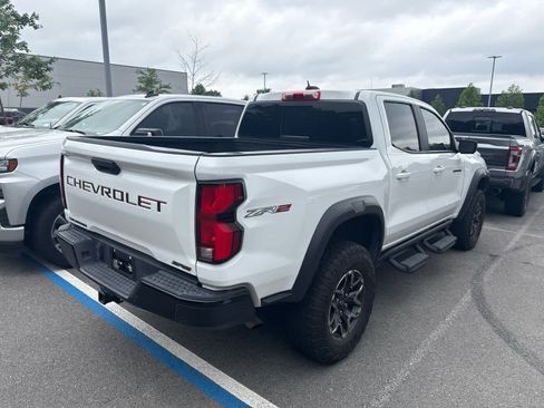Used 2023 Chevrolet Colorado ZR2 w/ ZR2 Convenience Package III AWD/4WD image 3